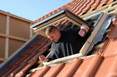 Pose de fenêtres de toit Velux à Gesnes